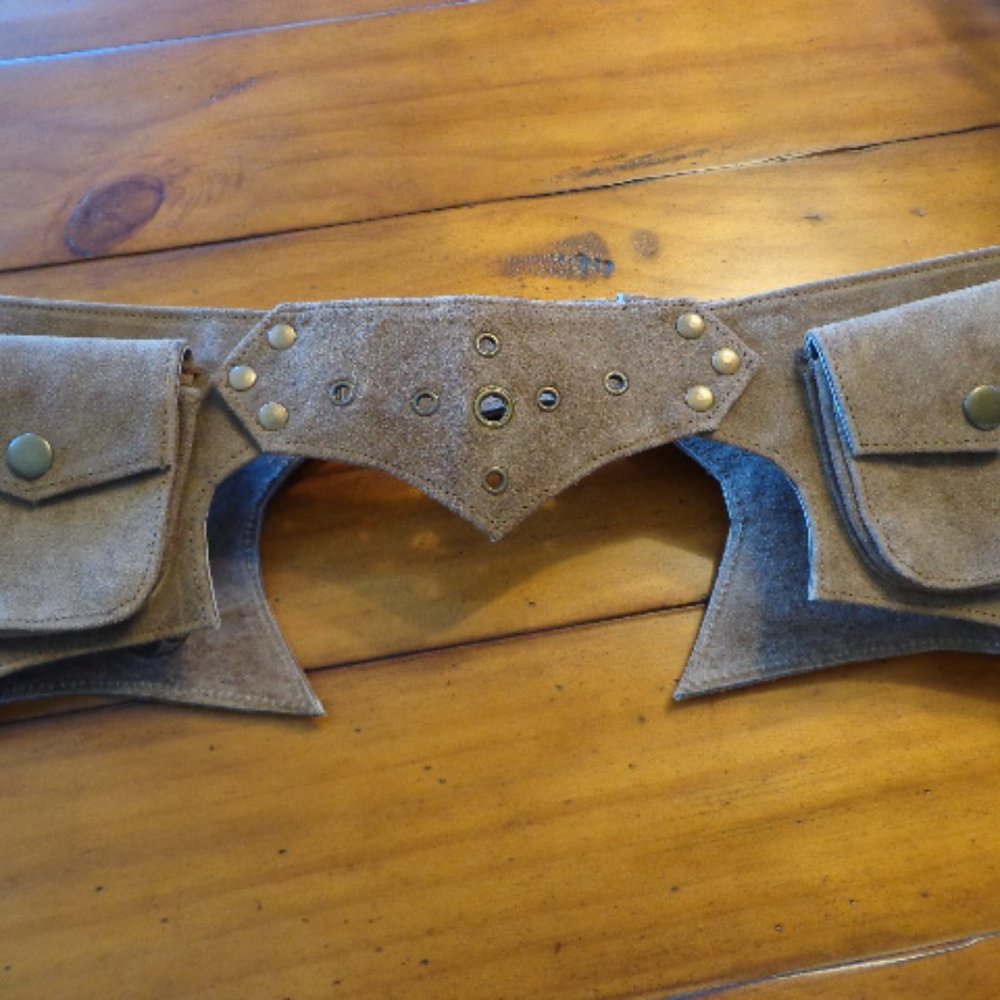 FIRM NEW! Leather Adjustable Boho Utility Hip Belt - Picture 5 of 12